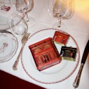 Gift-pack 2 red & black mini-house tins with rochers