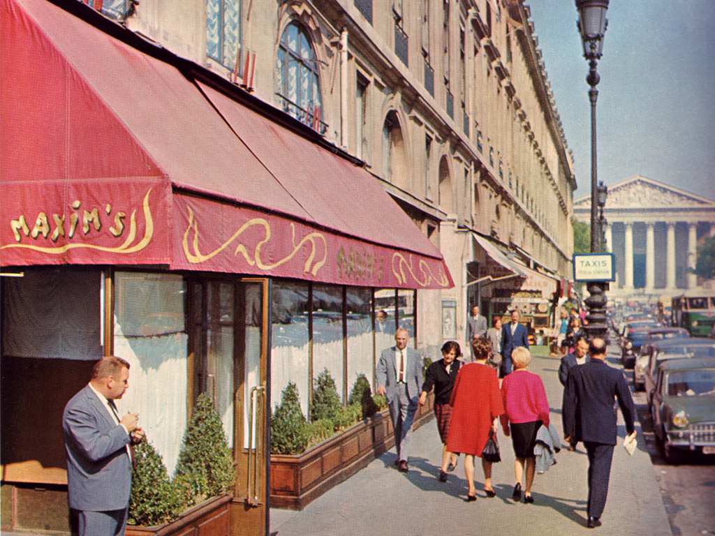 La facade du restaurant Maxim's dans les années 50 - Blog